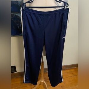 Men’s Adidas brand pull ons